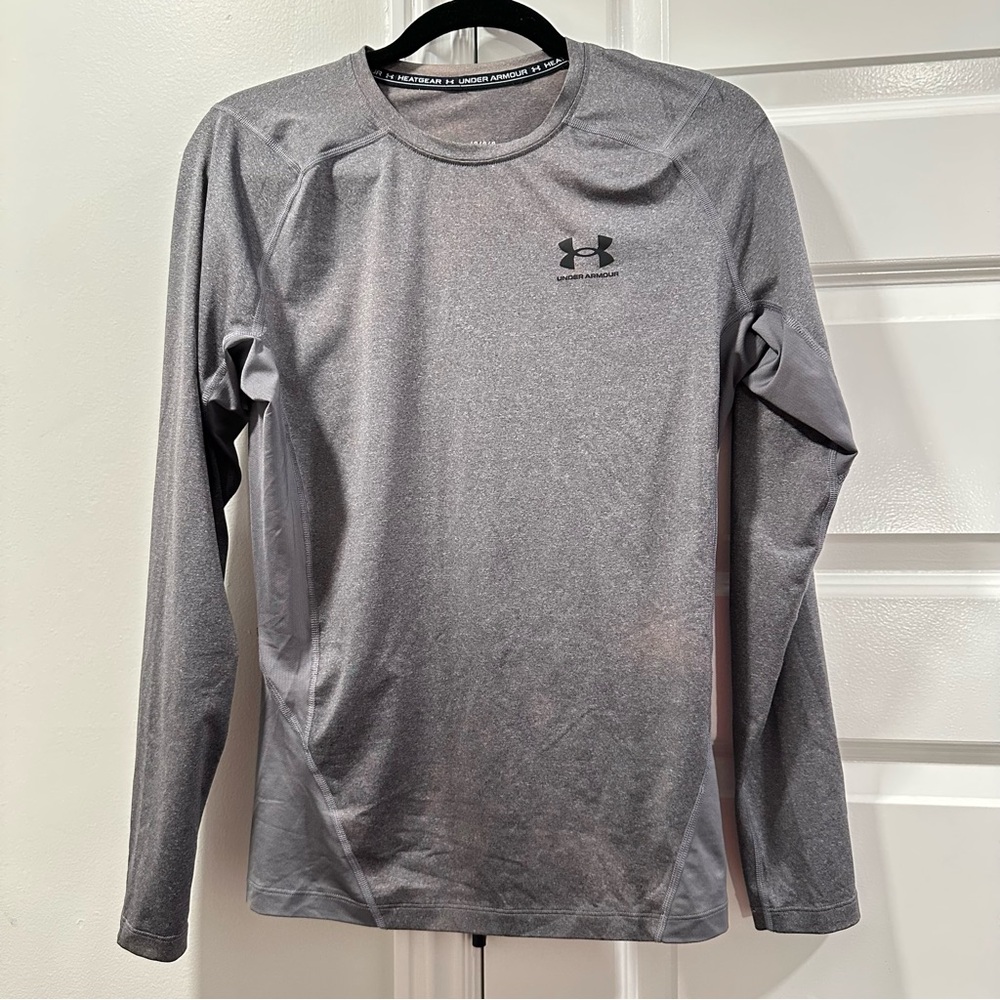 Under Armour Men's Charcoal Long Sleeve Tee Size Large